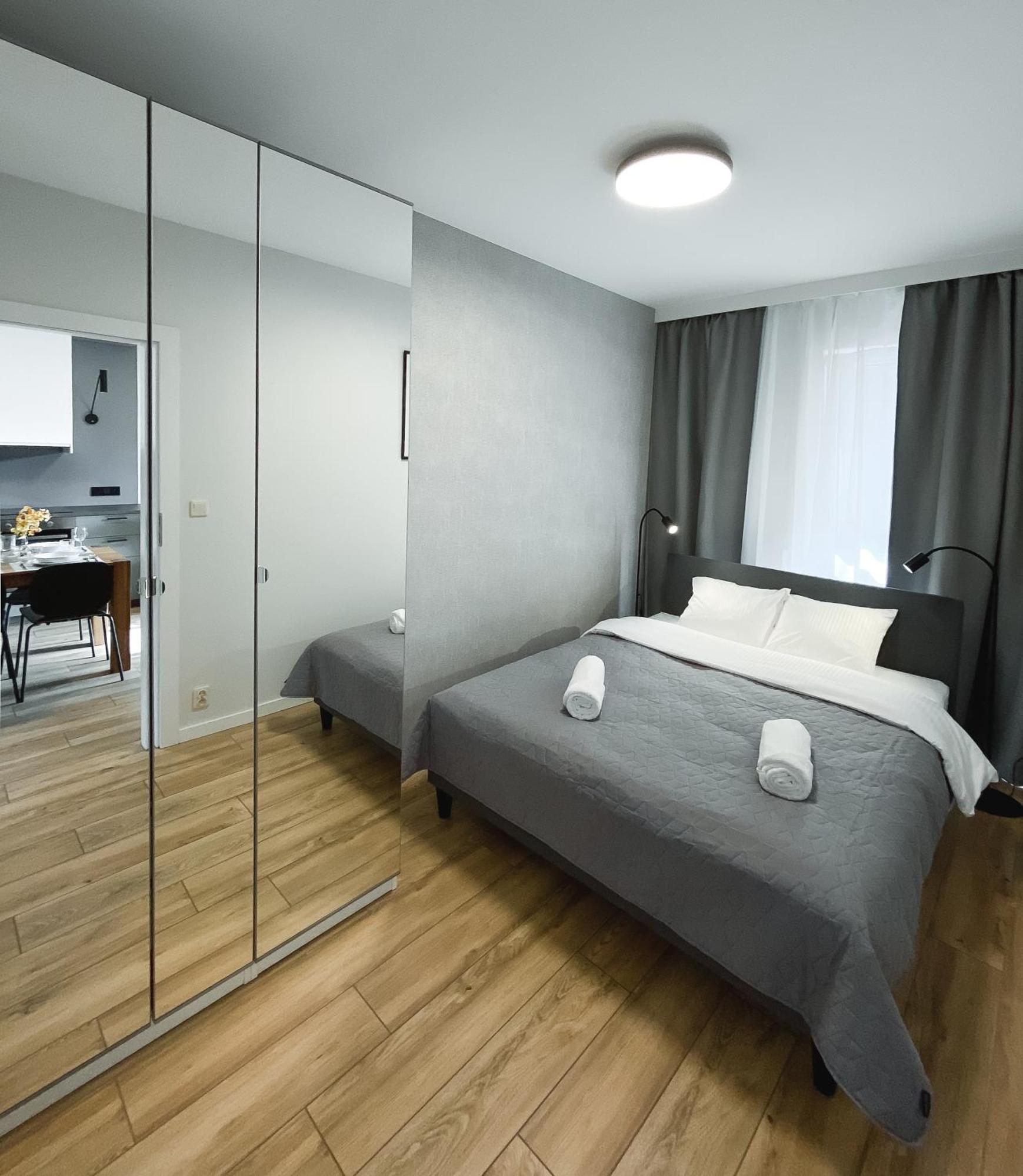 Apartment Like *